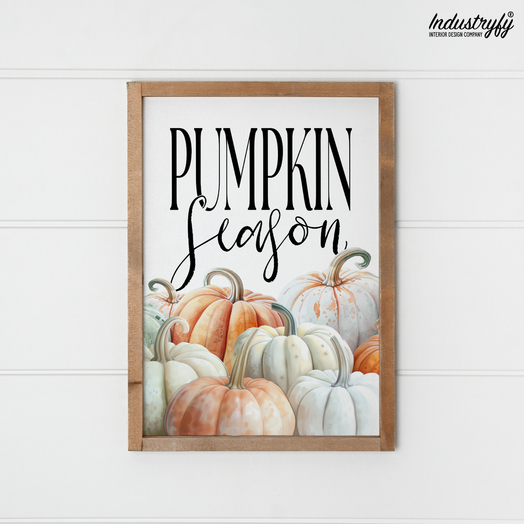 Landhaus Schild Pumpkin Season, Holzschild mit Kürbisstapel im Vollholzrahmen von Industryfy