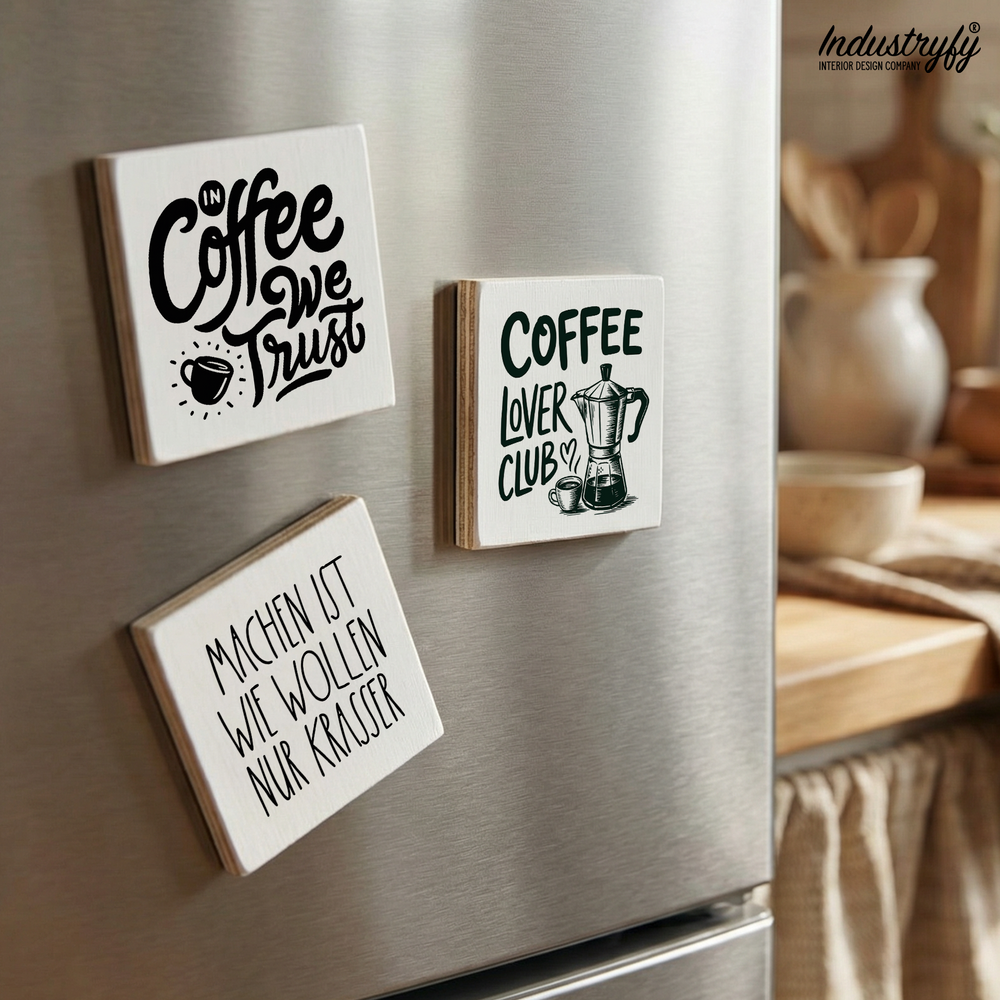 Kaffee Kühlschrankmagnet In Coffee we trust am Kühlschrank – Geschenkidee für Kaffeeliebhaber