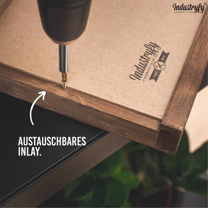 Industryfy Landhaus Schild Rückseite mit Aufhängevorrichtung