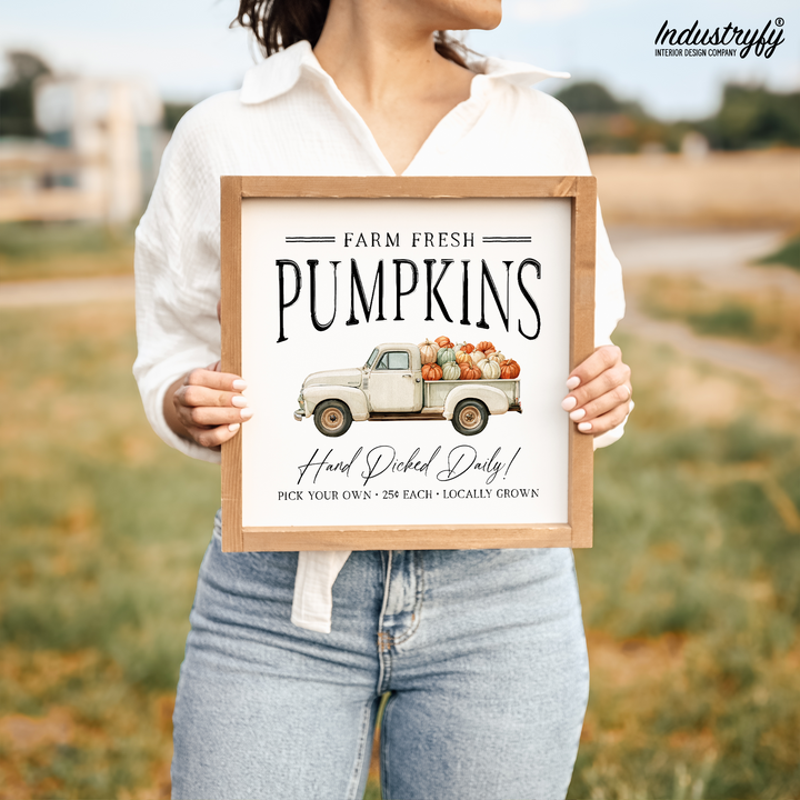 Landhaus Schild Farm Fresh Pumpkins, Kürbis Truck Motiv als Wanddeko von Industryfy