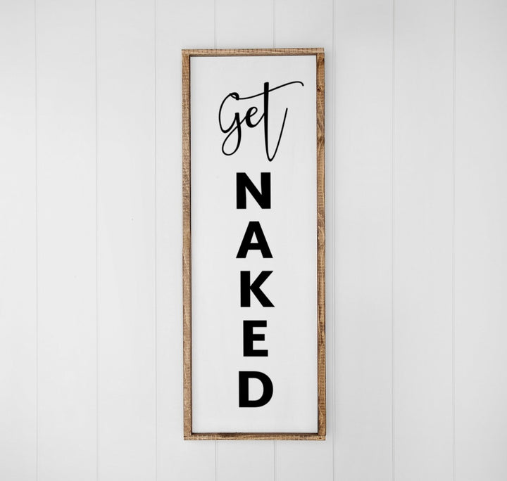 Landhaus Schild | Get naked No1