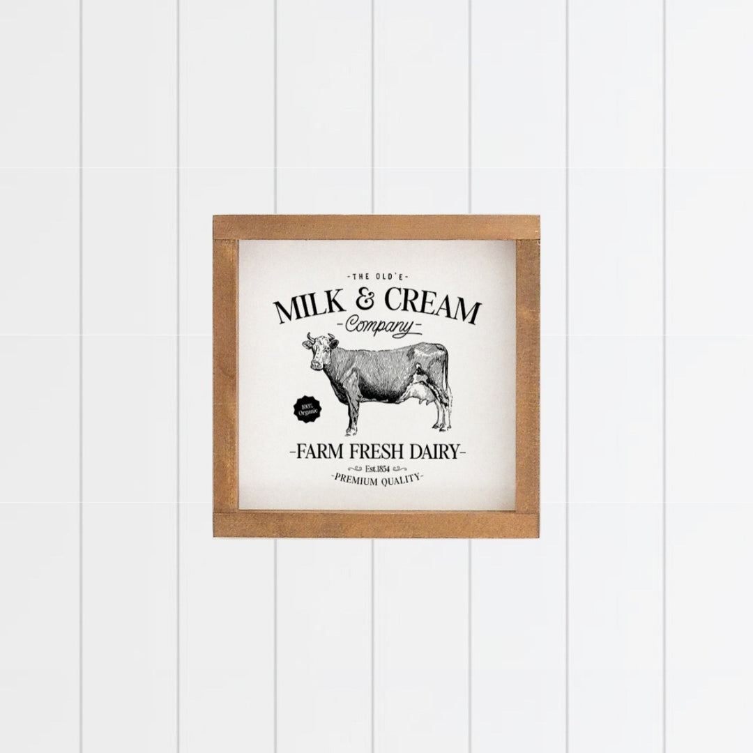 Landhaus Schild | Milk & Cream Co.