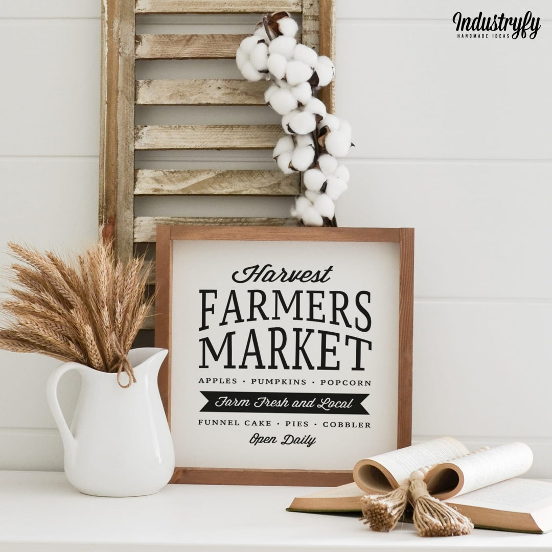 Landhaus Schild | Harvest farmers market