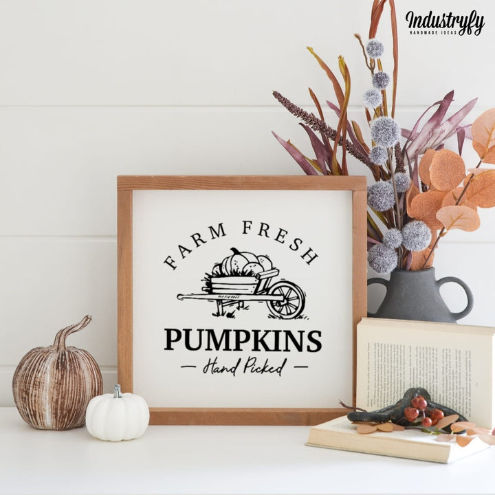 Landhaus Schild | Farm fresh pumpkins No1