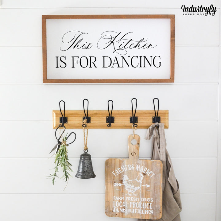 Landhaus Schild | This kitchen is for dancing