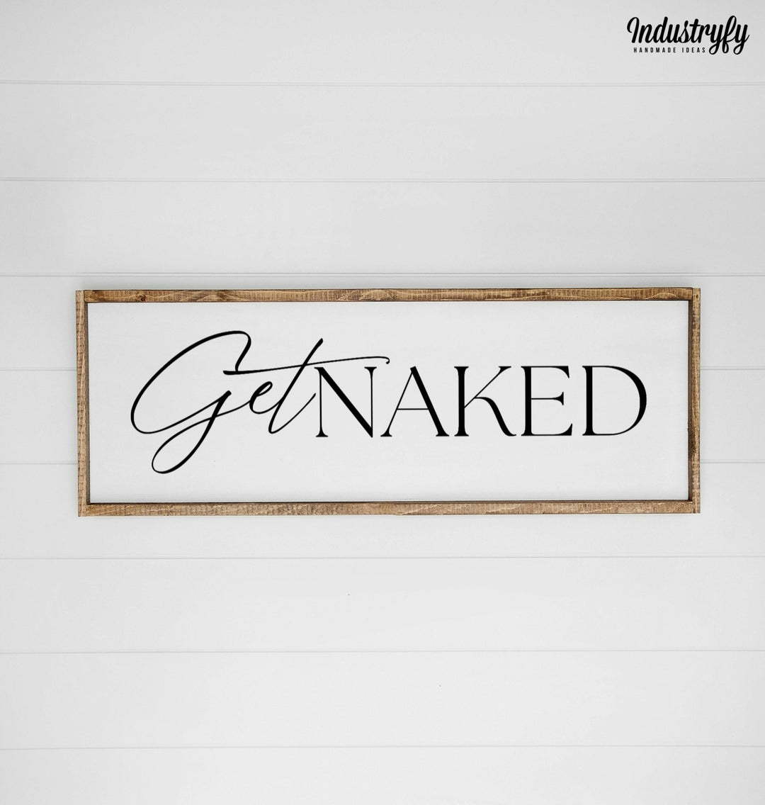 Landhaus Schild | Get naked No2